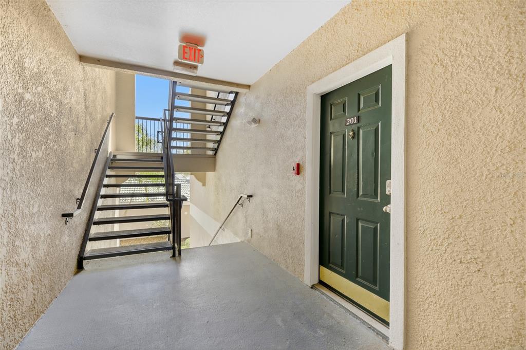 5110 Northridge Road, Unit 201 Sarasota, FL 34238 - Photo 3 of 47