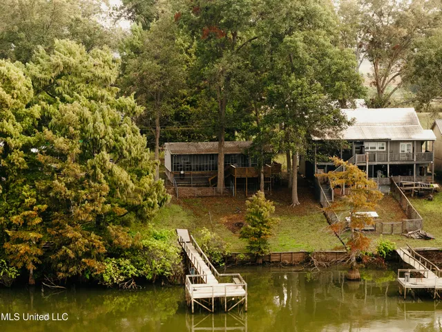 $164,900 | 427 Sea Island Drive, Vicksburg, MS 39183