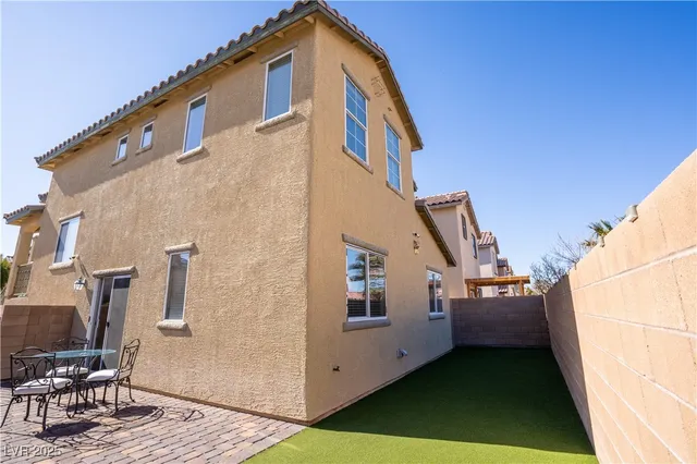 $2,395 | 3046 Majella Avenue, Las Vegas, NV 89141