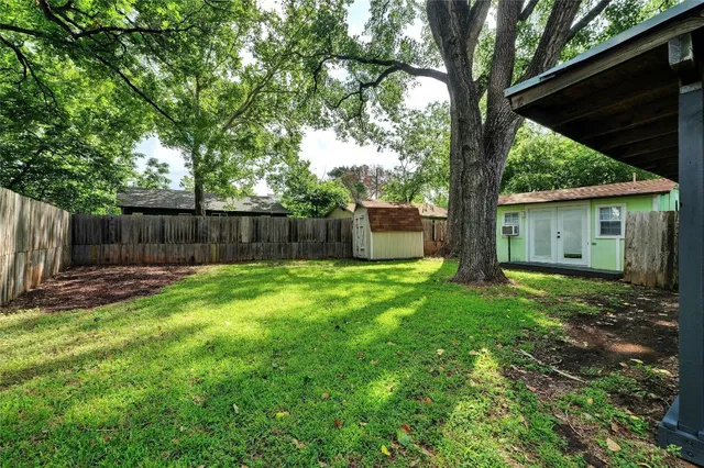$2,000 | 904 East 55th 1/2 Street, Austin, TX 78751
