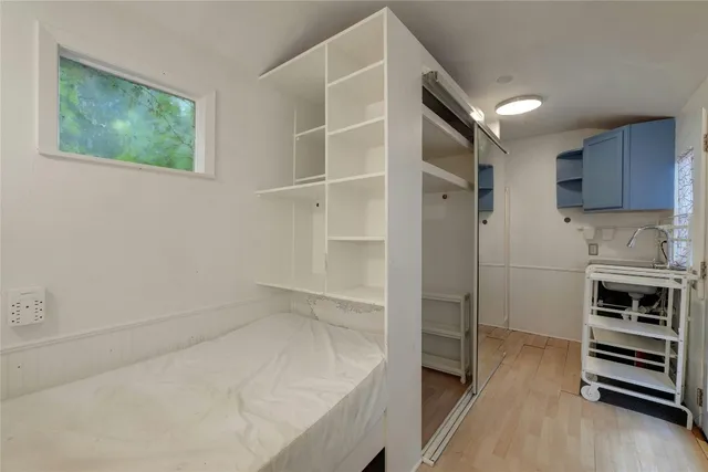 $2,000 | 904 East 55th 1/2 Street, Austin, TX 78751