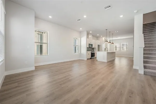 $3,300 | 6605 North Nebraska Avenue, Unit 6, Tampa, FL 33604