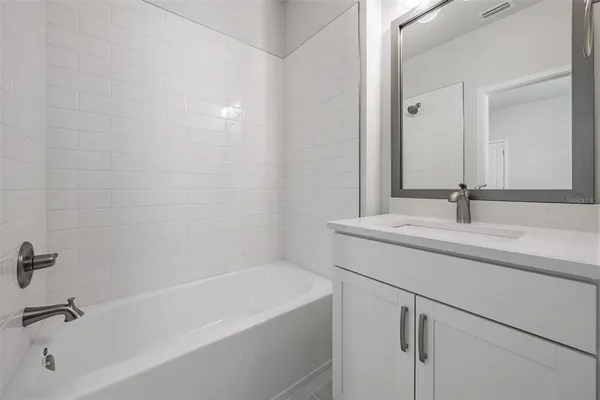 $3,300 | 6605 North Nebraska Avenue, Unit 6, Tampa, FL 33604