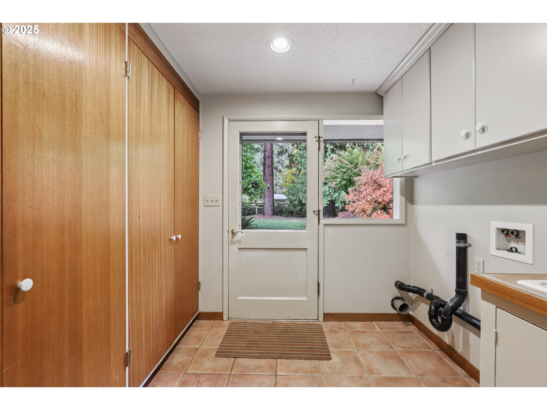 39777 Northwest Murtaugh Road North Plains, OR 97133 - Photo 17 of 45 a view interior of a house and natural light
