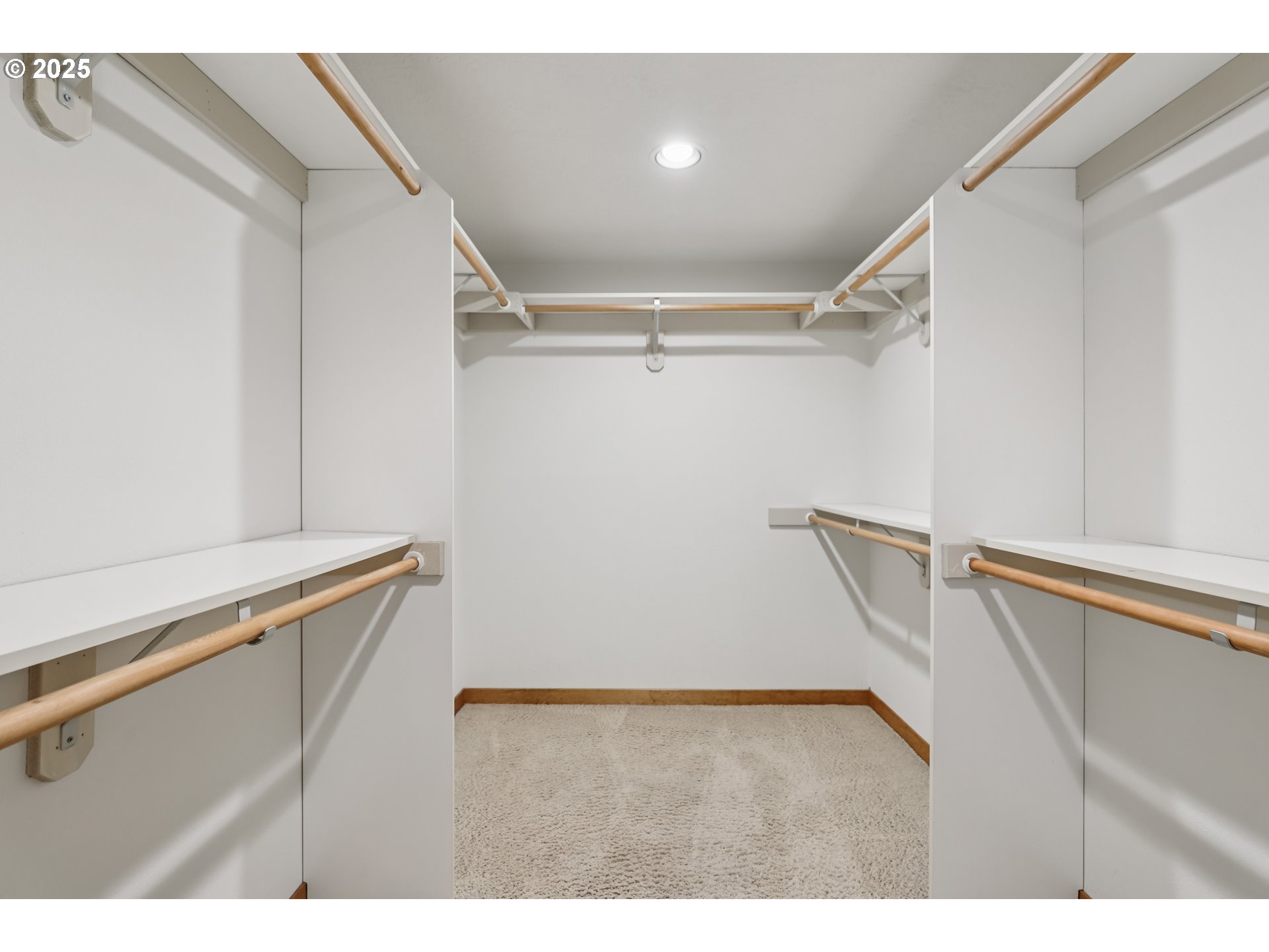39777 Northwest Murtaugh Road North Plains, OR 97133 - Photo 20 of 45 a view of walk in closet with empty racks
