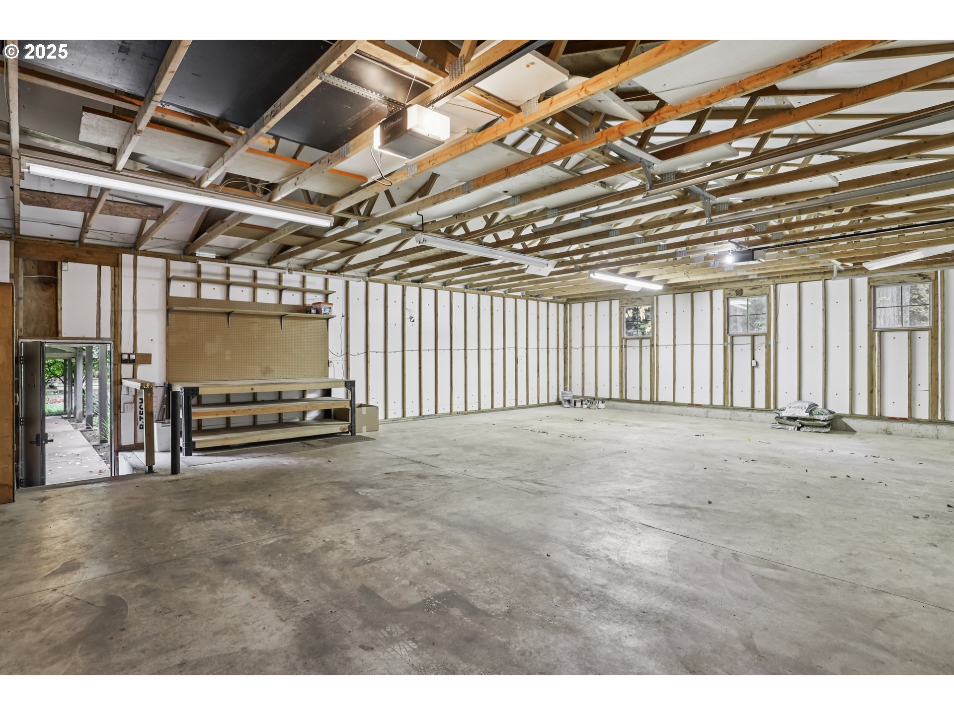 39777 Northwest Murtaugh Road North Plains, OR 97133 - Photo 33 of 45 a view of an empty room
