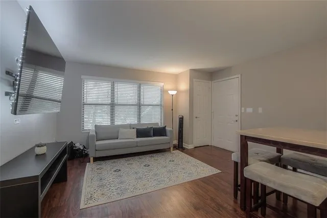 $159,000 | 435 West 9th Street, Unit 103, Kansas City, MO 64105