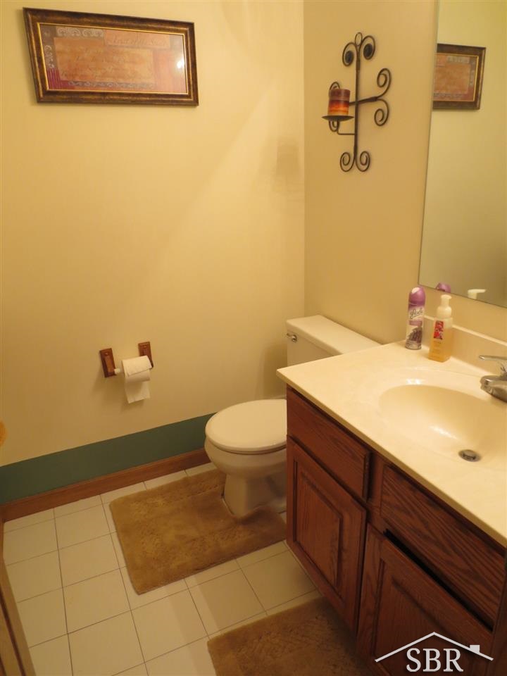 316 Colorado Ridge Hemlock, MI 48626 - Photo 14 of 18 31193142-13.JPG