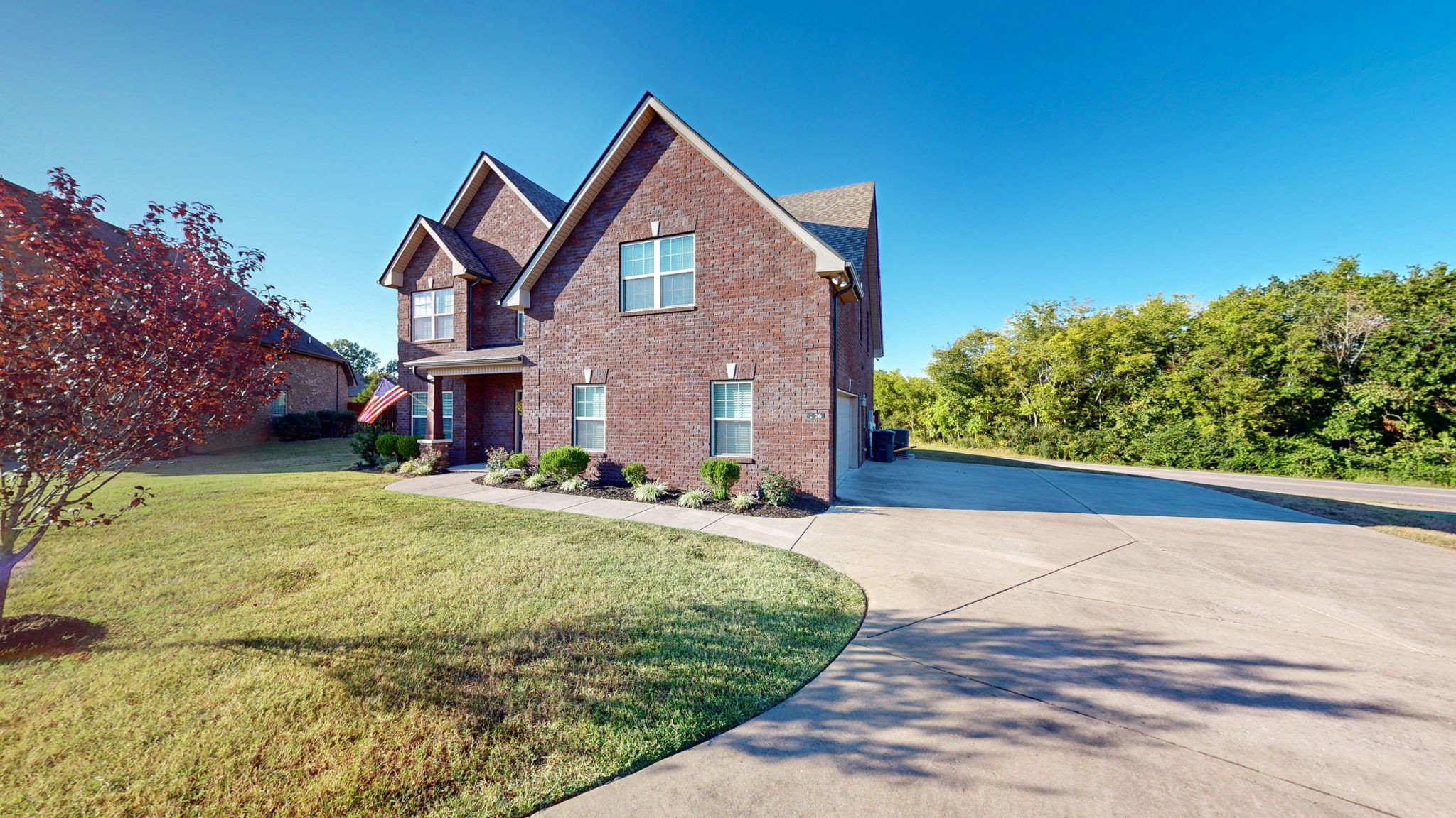 306 Patsy Place Smyrna, TN 37167 - Photo 2 of 34 a front view of a house with garden