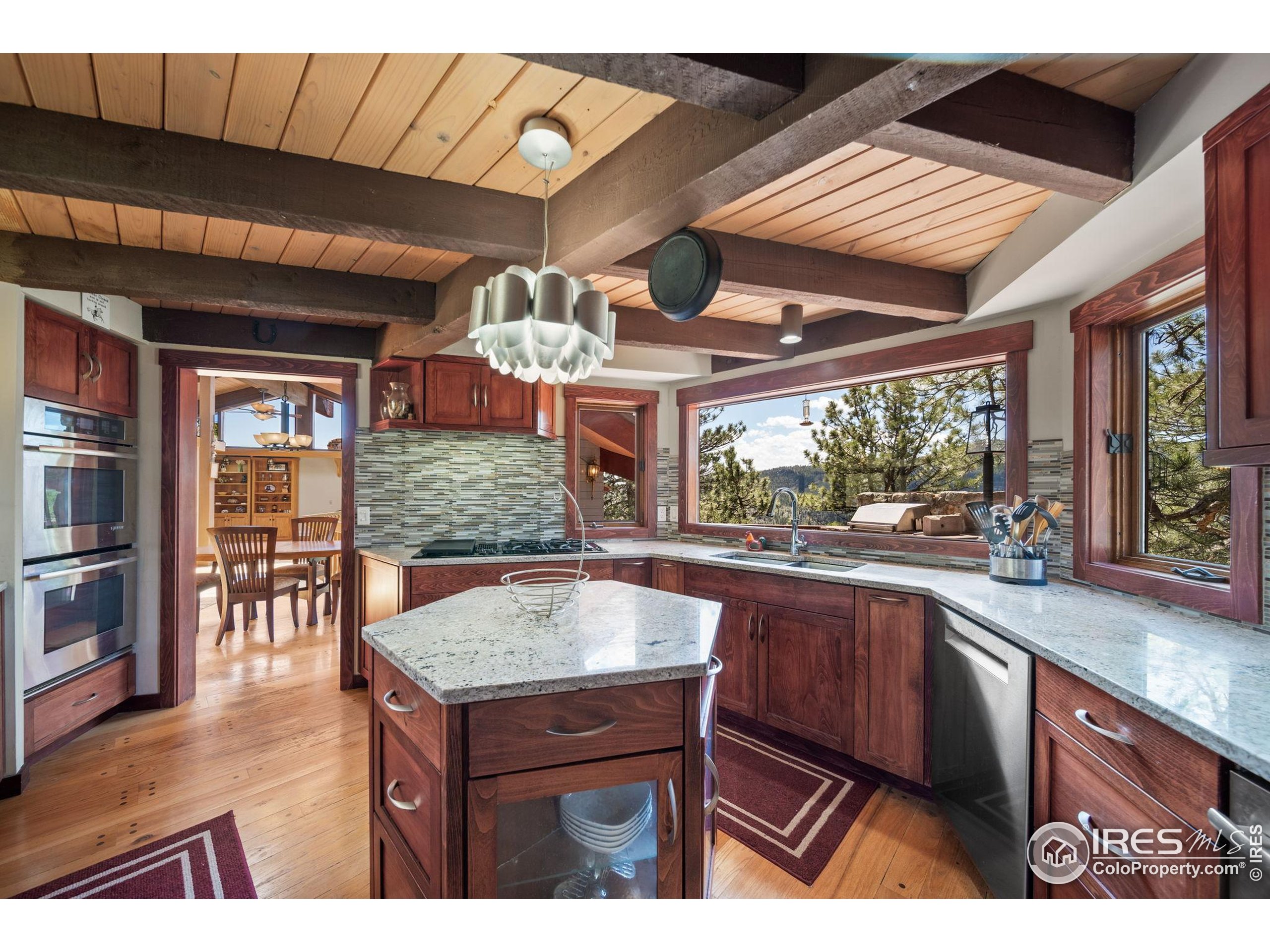 1692 Kiowa Road Lyons, CO 80540 - Photo 11 of 40