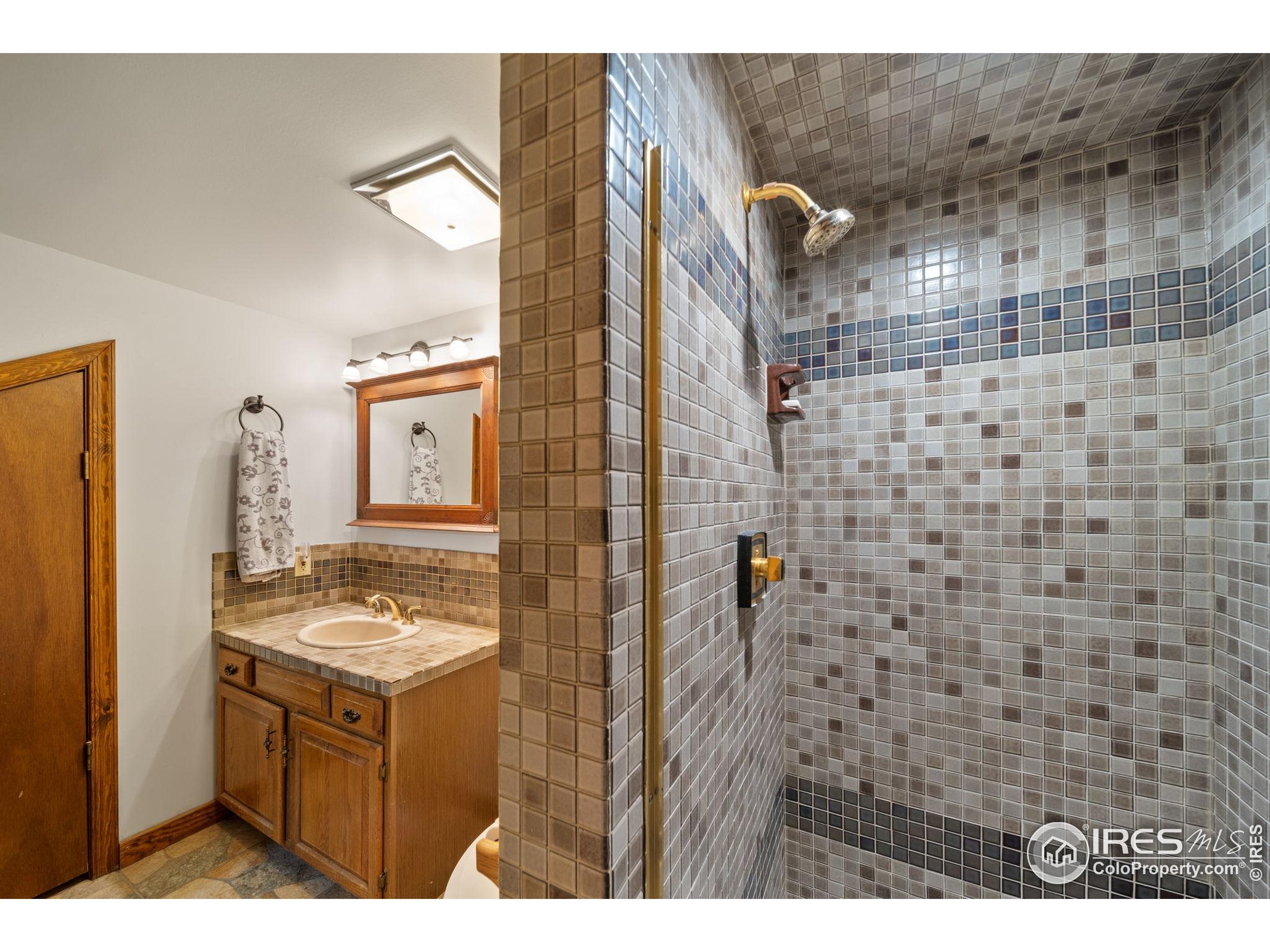 1692 Kiowa Road Lyons, CO 80540 - Photo 26 of 40