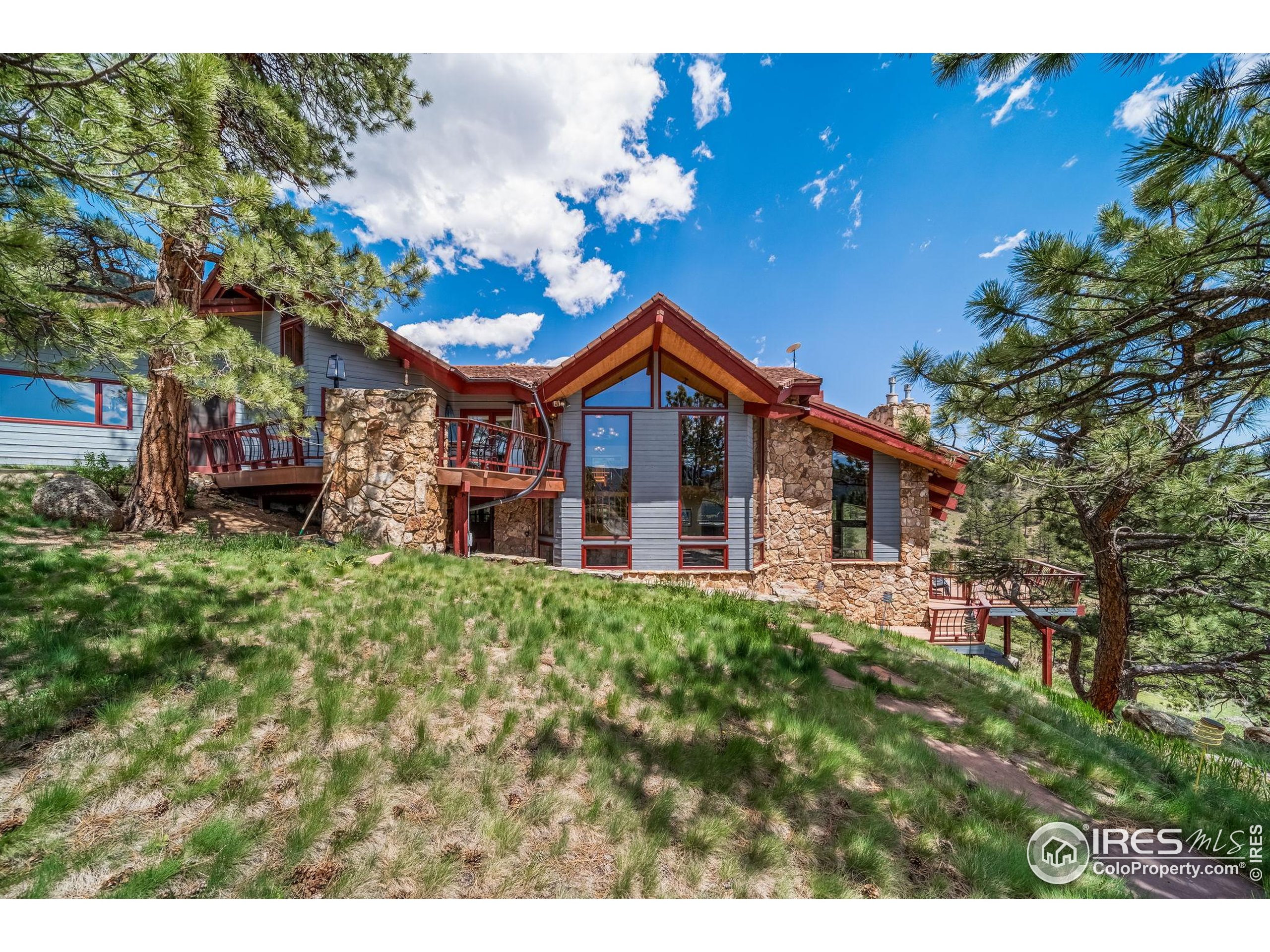 1692 Kiowa Road Lyons, CO 80540 - Photo 34 of 40