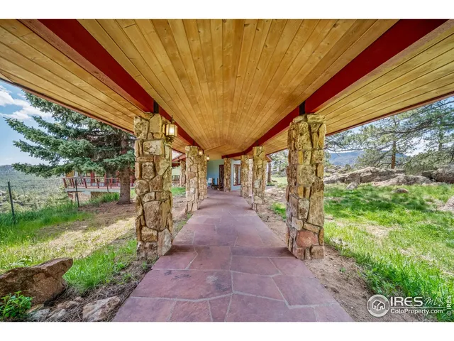 $2,750,000 | 1692 Kiowa Road, Lyons, CO 80540