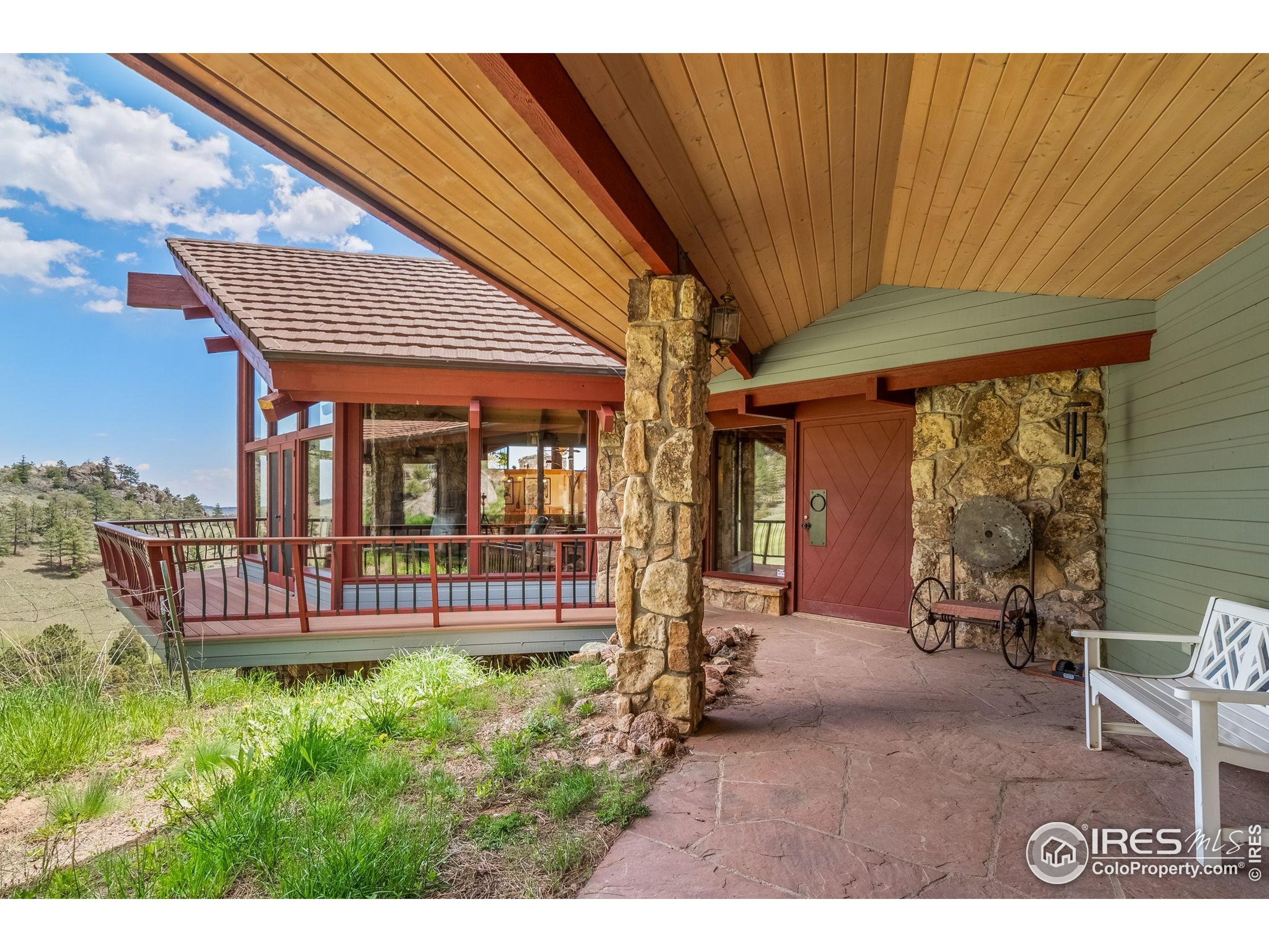 1692 Kiowa Road Lyons, CO 80540 - Photo 5 of 40