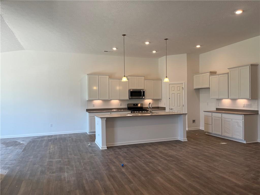 9845 Zion Way Pendleton, IN 46064 - Photo 3 of 7