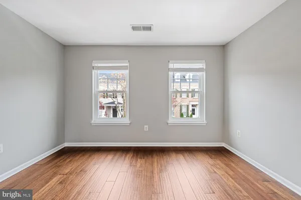 $3,300 | 784 Monument Avenue, Woodbridge, VA 22191