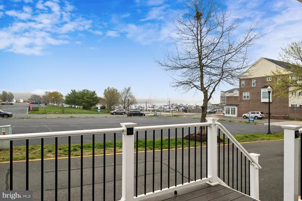 $3,300 | 784 Monument Avenue, Woodbridge, VA 22191