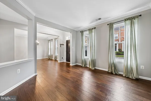 $3,300 | 784 Monument Avenue, Woodbridge, VA 22191