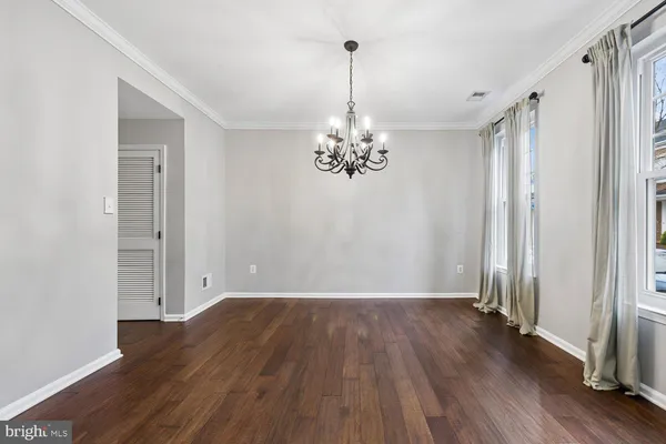 $3,300 | 784 Monument Avenue, Woodbridge, VA 22191