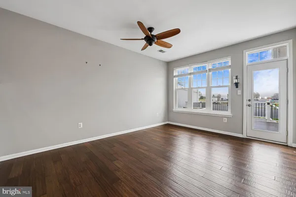 $3,300 | 784 Monument Avenue, Woodbridge, VA 22191