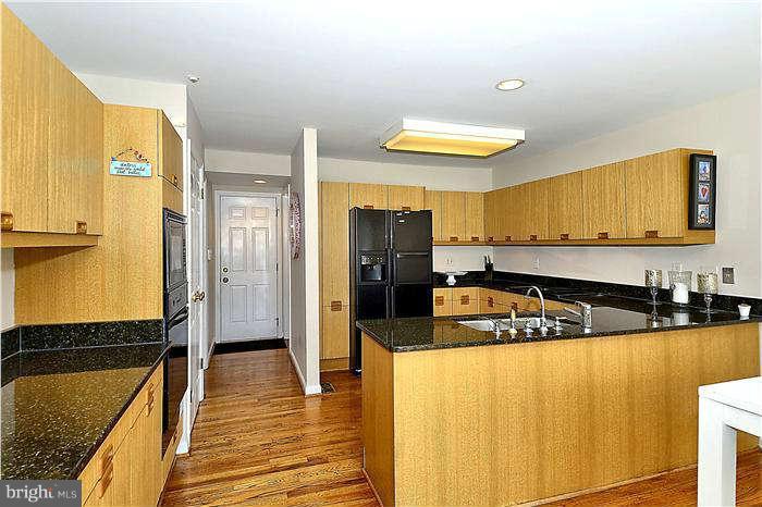 55 Seminary Farm Road Lutherville-Timonium, MD 21093 - Photo 11 of 24 Kitchen