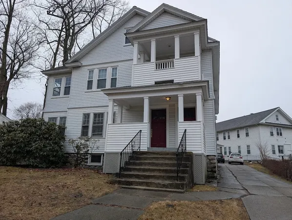 $2,400 | 95 Longfellow Road, Unit 1, Worcester, MA 01602