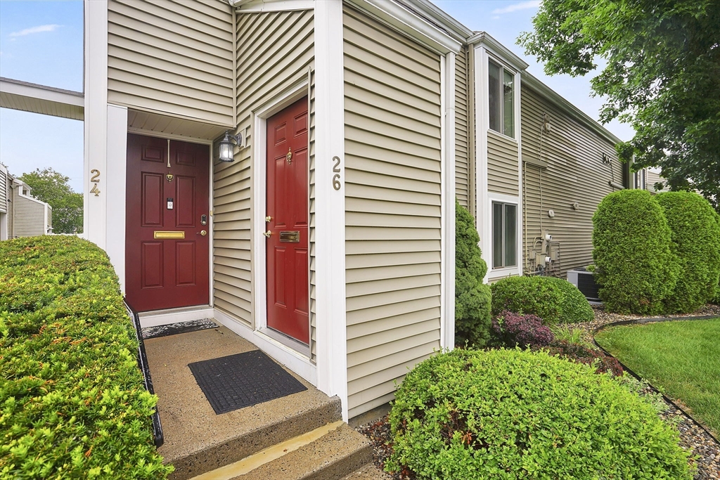 26 Nassau Drive, Unit 26 Springfield, MA 01129 - Photo 2 of 39