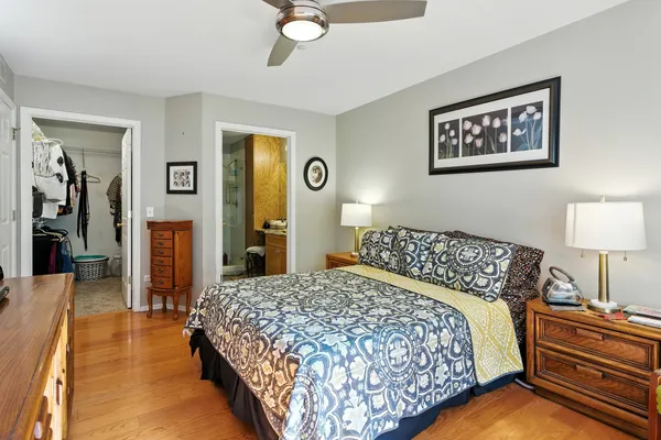 $329,900 | 401 Cromwell Circle, Unit 4, Bartlett, IL 60103