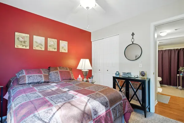 $329,900 | 401 Cromwell Circle, Unit 4, Bartlett, IL 60103