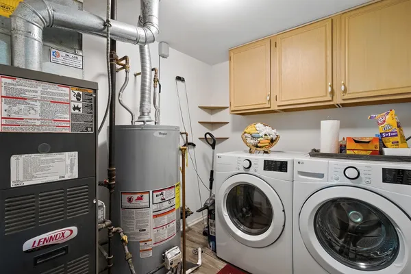 $329,900 | 401 Cromwell Circle, Unit 4, Bartlett, IL 60103