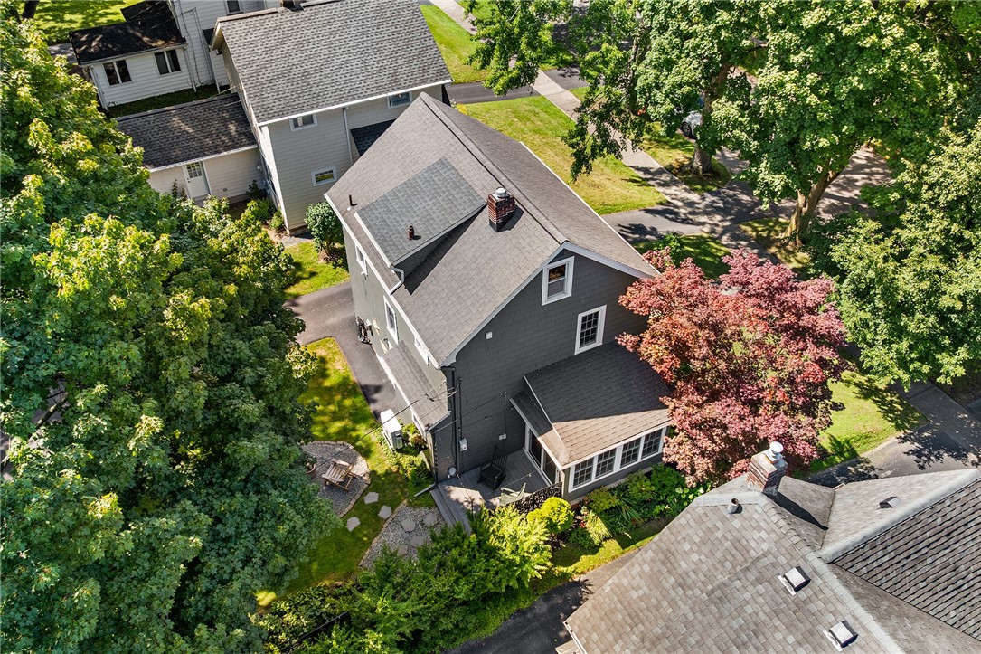 93 Monroe Parkway Rochester, NY 14618 - Photo 29 of 35 Gallery Image 29