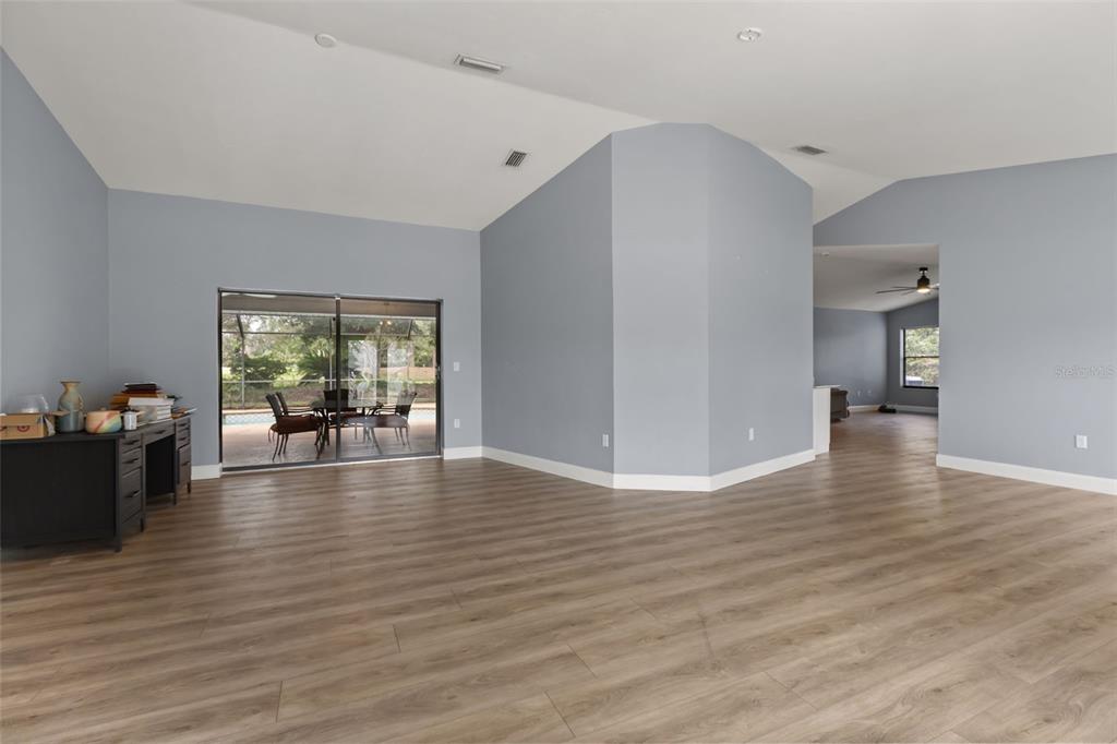 751 East Gilchrist Court Hernando, FL 34442 - Photo 9 of 92