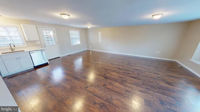 $479,900 | 5014 Nicholas Road, Waldorf, MD 20601