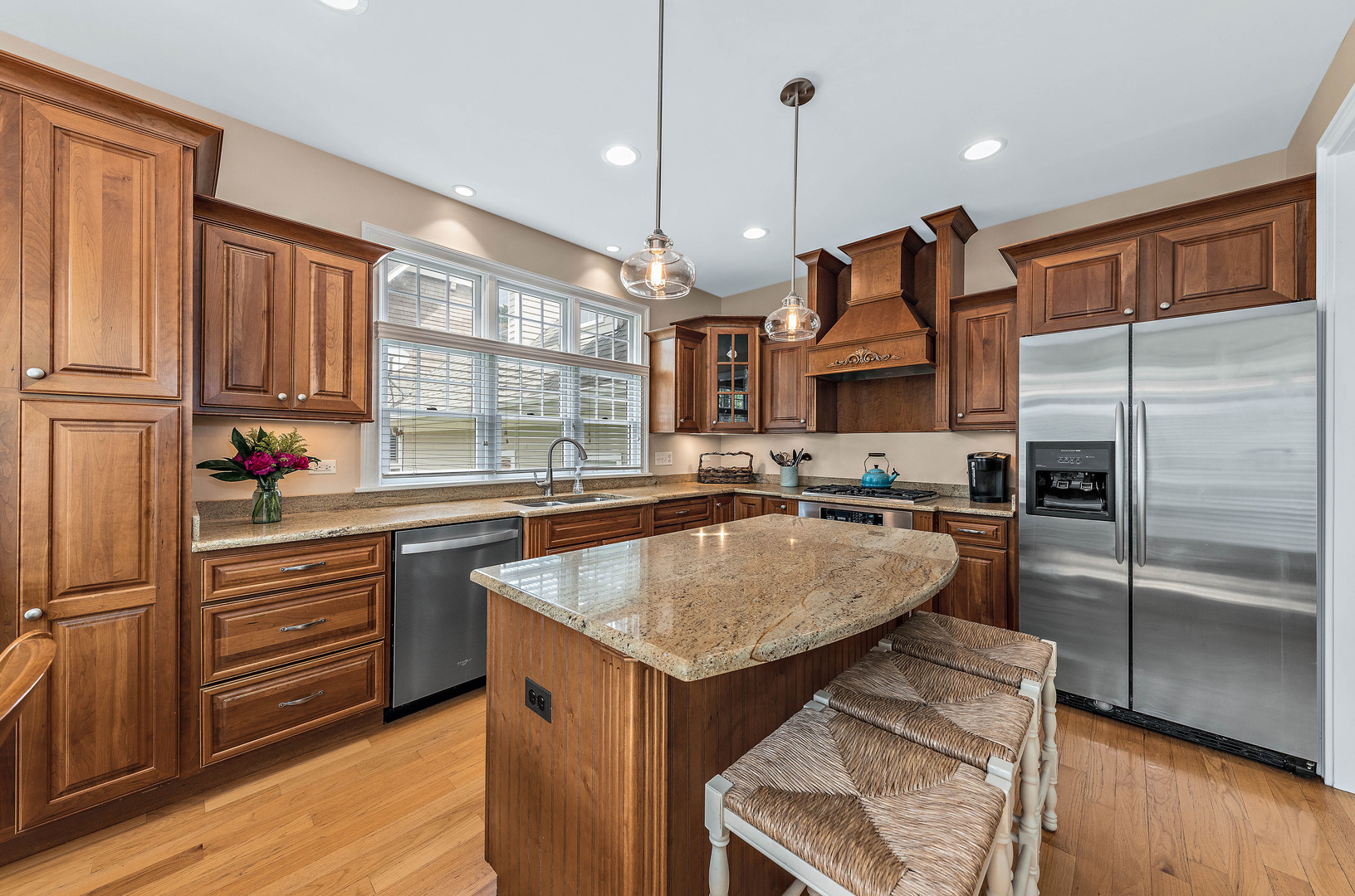 1231 North Webster Street Naperville, IL 60563 - Photo 4 of 36