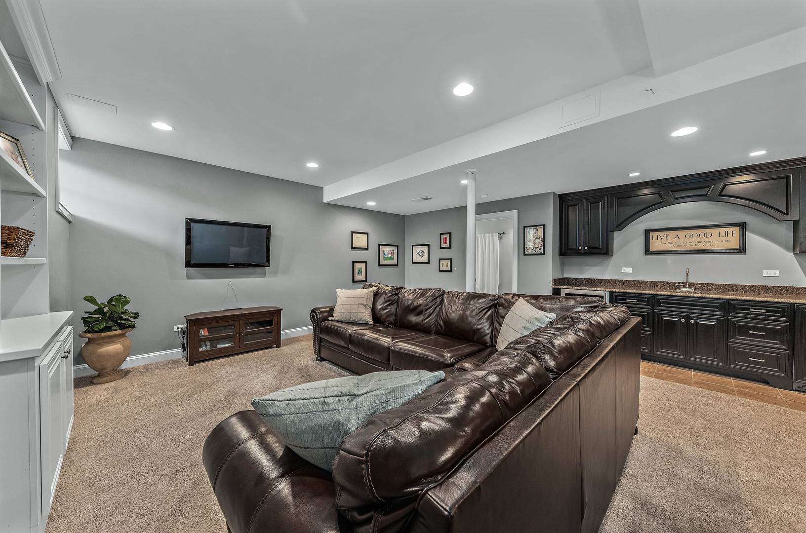 1231 North Webster Street Naperville, IL 60563 - Photo 31 of 36