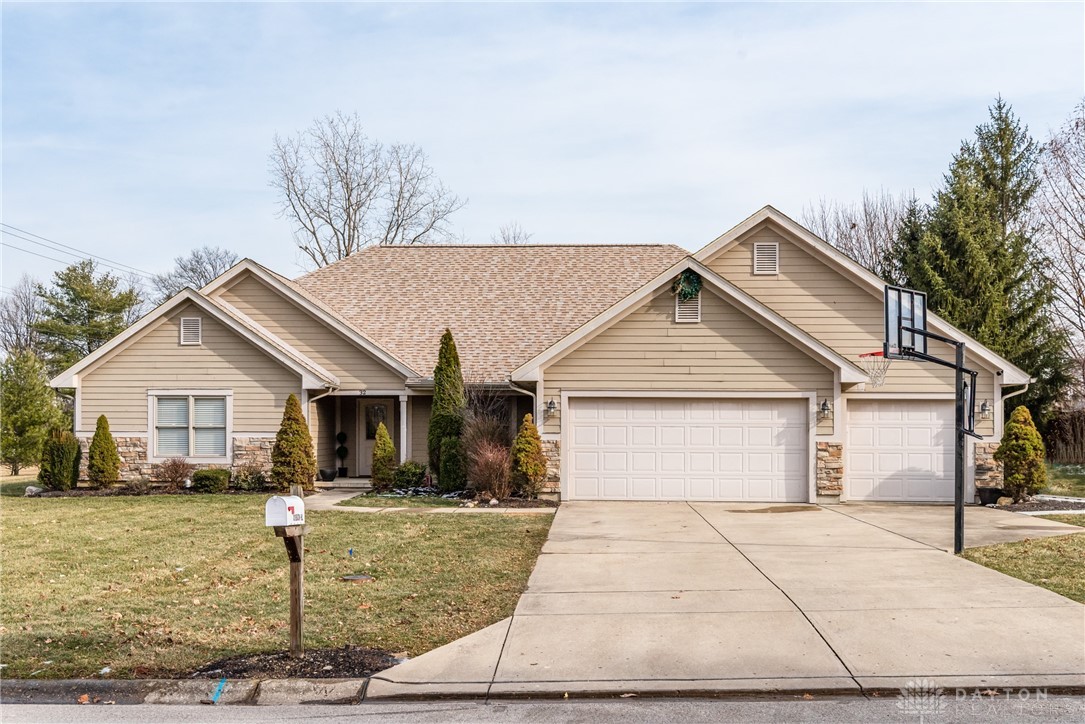 32 Beacon Hill Road Beavercreek, OH 45440 - Photo 1 of 50