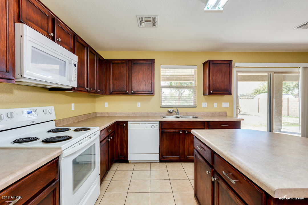 17721 West Red Bird Road Surprise, AZ 85387 - Photo 9 of 29 12-Red Bird
