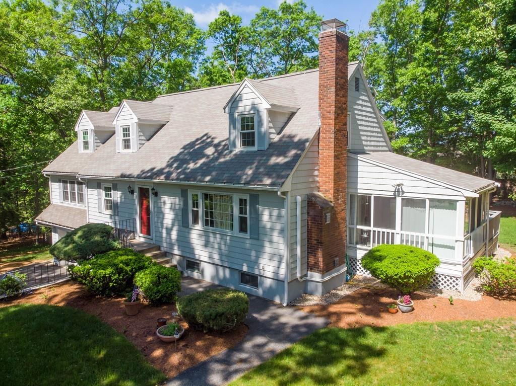 2 Reeves Road Bedford, MA 01730 - Photo 2 of 35 Gallery Image 2