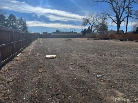 a view of outdoor space with city view