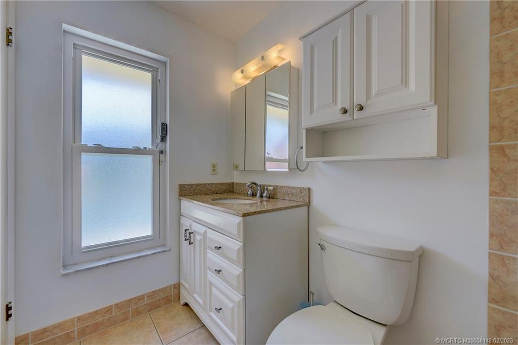 370 Southwest Harbor Street Stuart, FL 34997 - Photo 25 of 36 Gallery Image 25