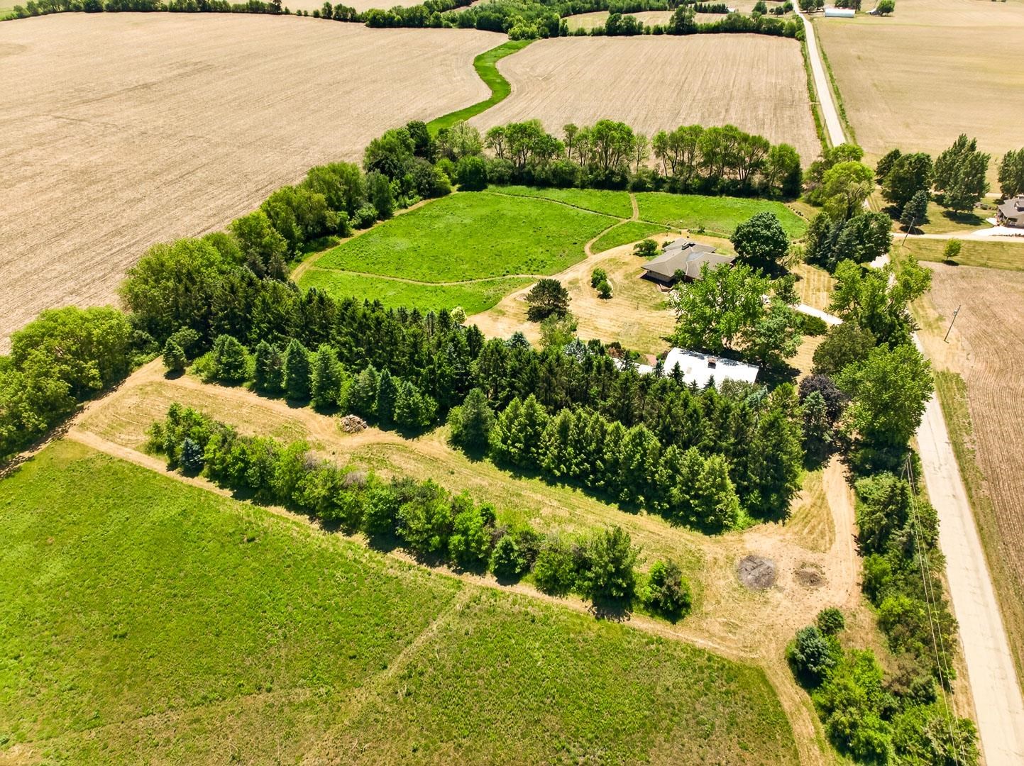 N2028 Steiner Road Monroe, WI 53566 - Photo 20 of 80