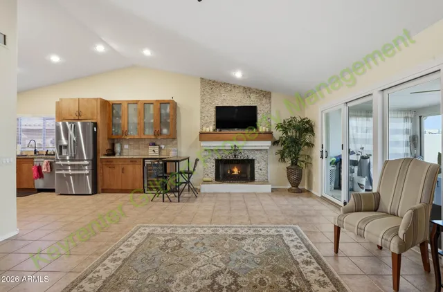 $2,900 | 5450 West Saragosa Street, Chandler, AZ 85226