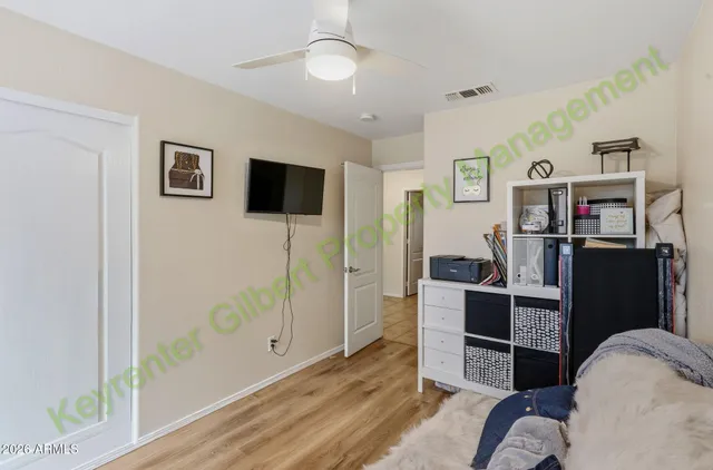 $2,900 | 5450 West Saragosa Street, Chandler, AZ 85226