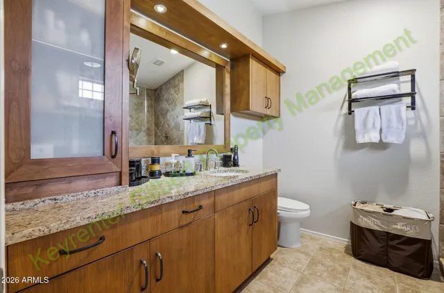 $2,900 | 5450 West Saragosa Street, Chandler, AZ 85226