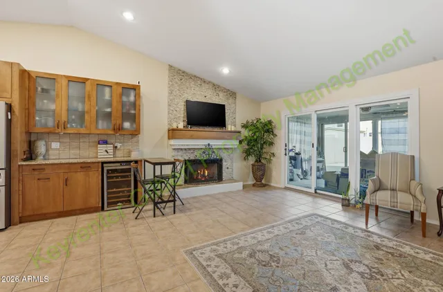 $2,900 | 5450 West Saragosa Street, Chandler, AZ 85226