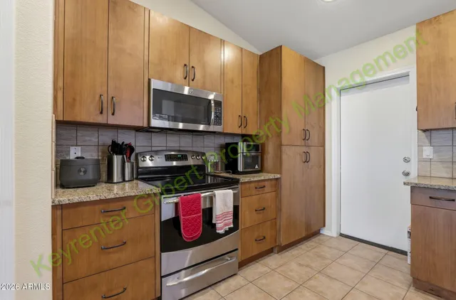 $2,900 | 5450 West Saragosa Street, Chandler, AZ 85226