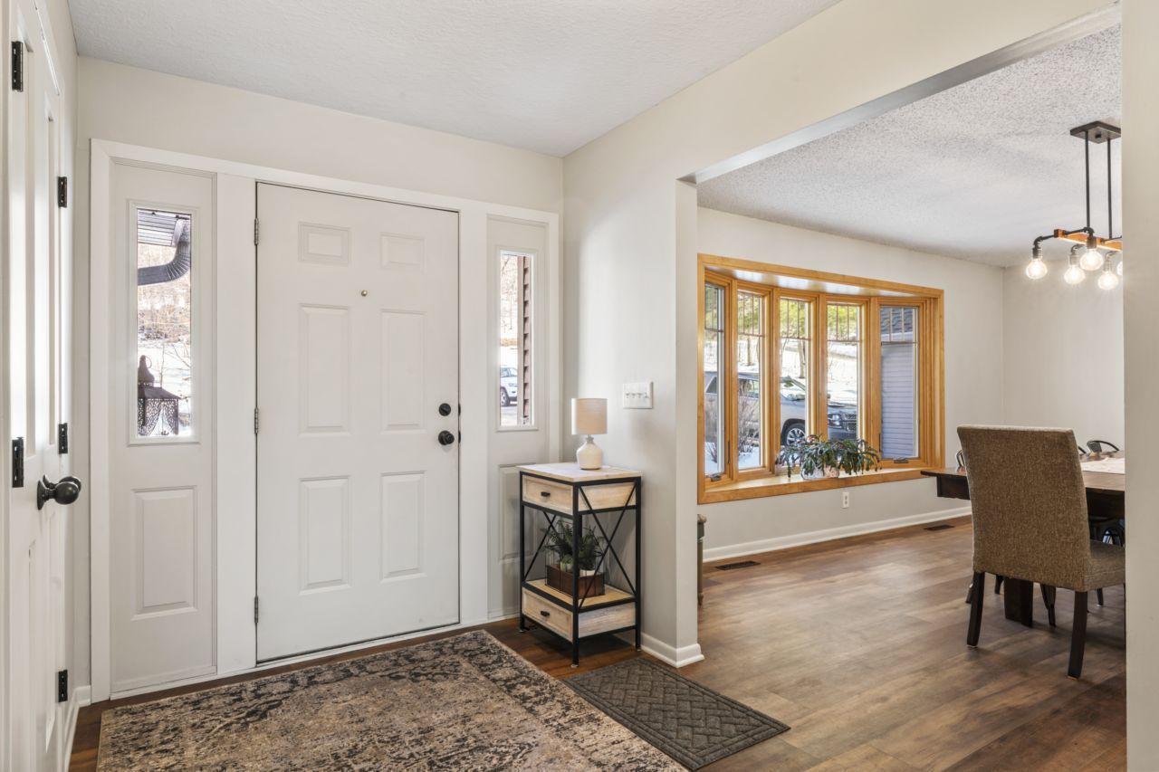 6320 Oak Meadow Lane Northwest Rochester, MN 55901 - Photo 20 of 53