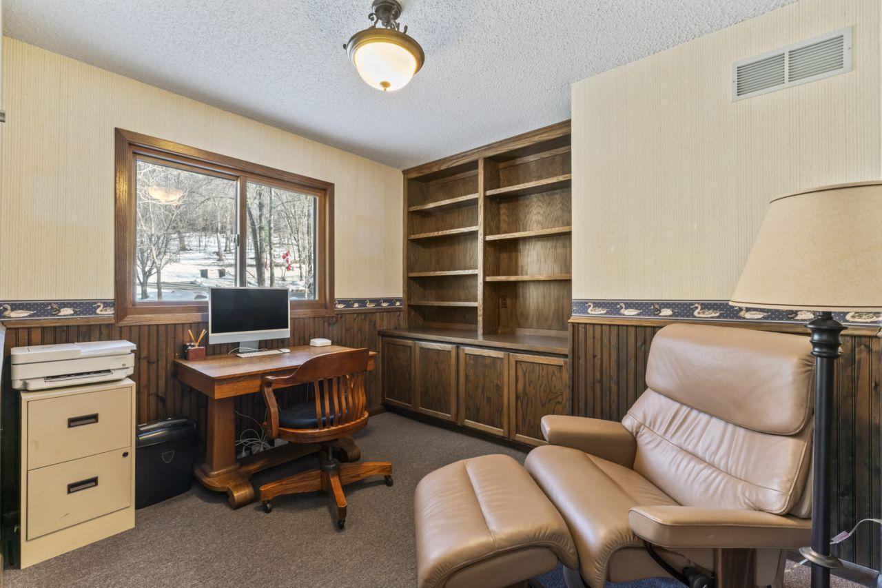 6320 Oak Meadow Lane Northwest Rochester, MN 55901 - Photo 31 of 53