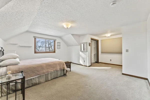 $750,000 | 6320 Oak Meadow Lane Northwest, Rochester, MN 55901