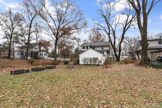 $860,000 | 321 South Elm Avenue, Webster Groves, MO 63119